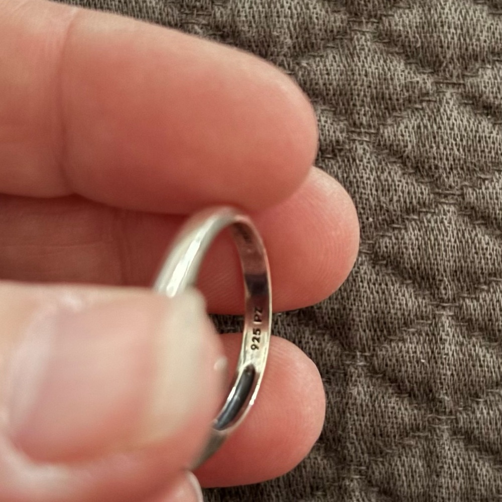 Silver Cross Ring - Picture 3 of 3